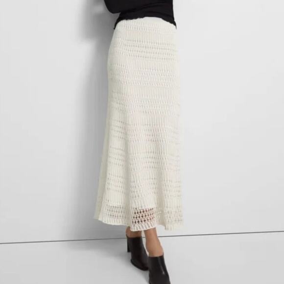 NWT! Theory Pull-On Crochet Knit Lace Ivory Maxi Skirt - Size Medium - Picture 6 of 12